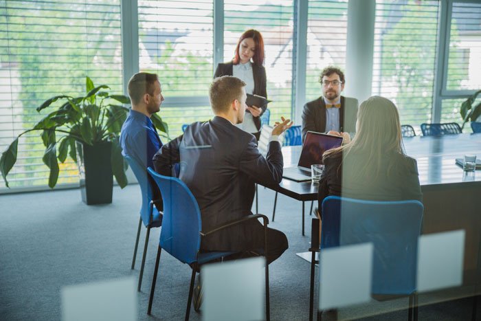 Studio Mazza offre un servizio completo di assistenza e consulenza per associazioni, supportando i clienti in tutte le fasi della gestione, dalla costituzione alle attività ordinarie e straordinarie. Grazie alla nostra esperienza e alla profonda conoscenza delle normative vigenti, guidiamo associazioni e organizzazioni nella scelta della struttura più adatta e nella corretta gestione amministrativa e fiscale.