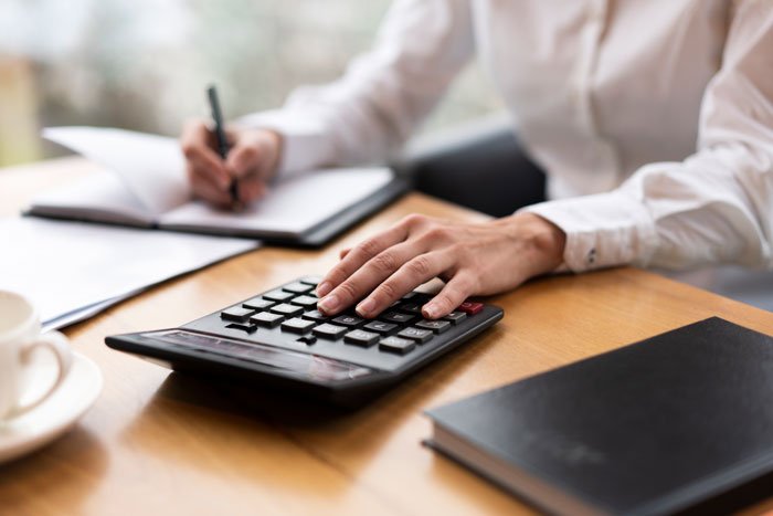 Lavoro ed Elaborazione Buste Paga: Assistenza Completa per Aziende e Professionisti Una gestione efficiente delle risorse umane è fondamentale per qualsiasi impresa. Offriamo un servizio completo di consulenza del lavoro e elaborazione delle buste paga, garantendo il rispetto delle normative vigenti e l’ottimizzazione della gestione del personale.